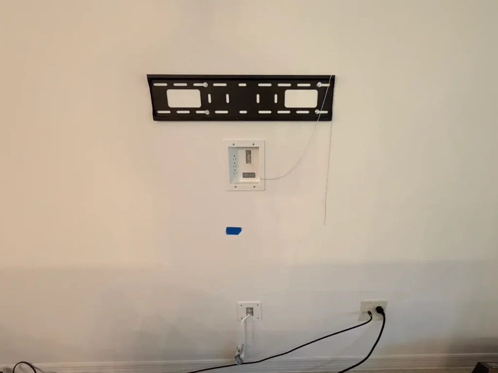 tv-wall-mount-installation-with-in-wall-cable-management-the-villages-fl